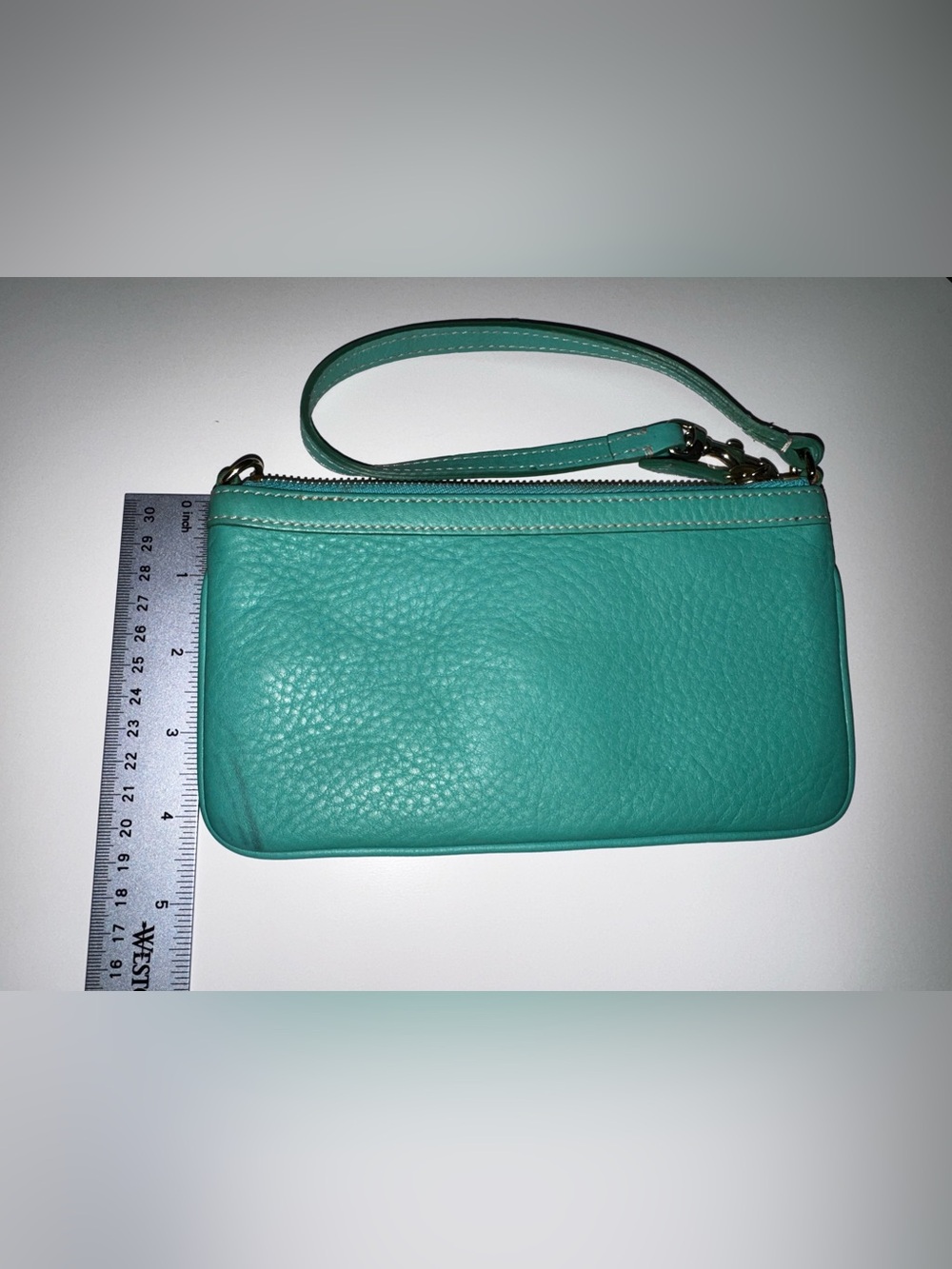 Dooney & Bourke Large Slim Wristle - Picture 3 of 6